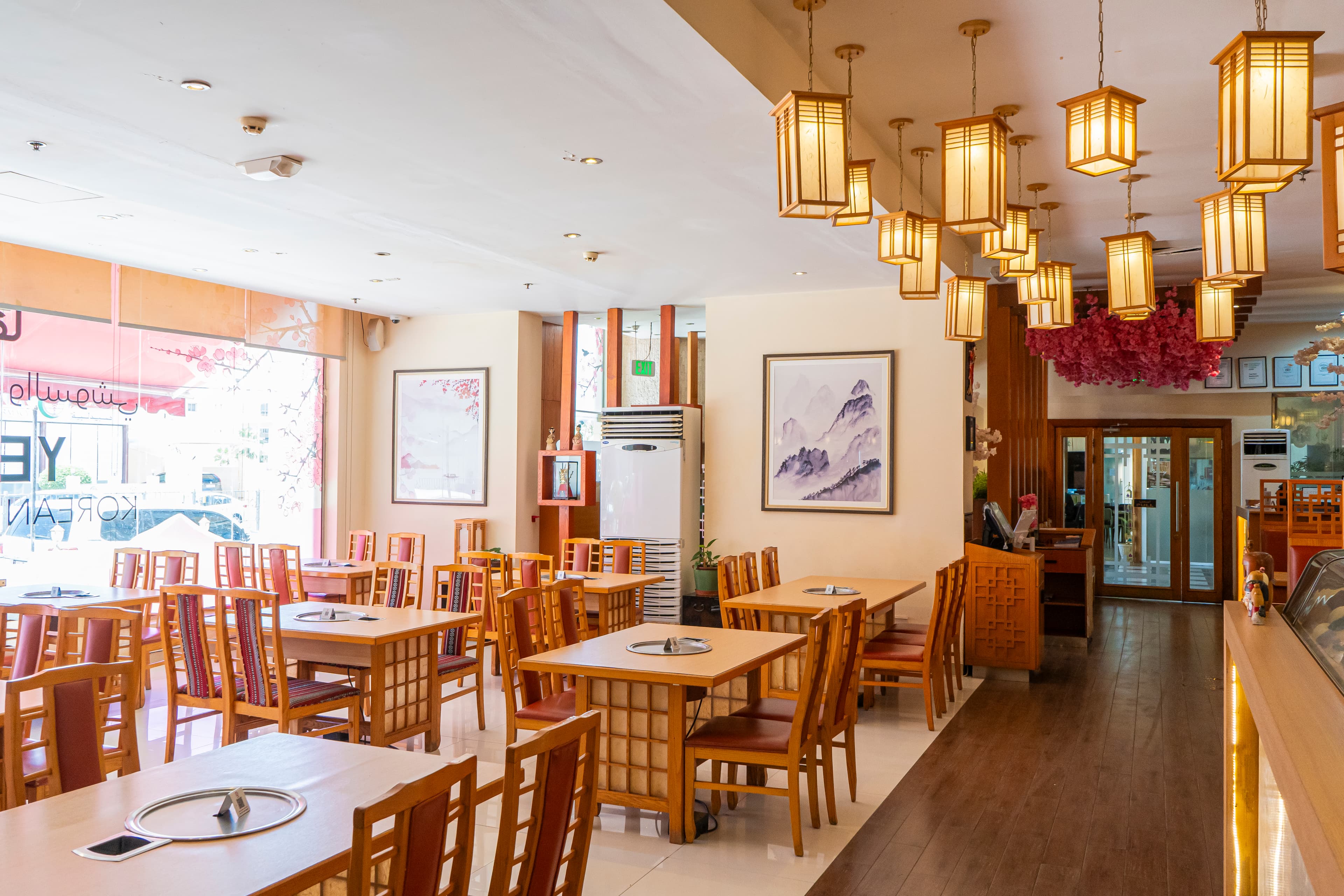 Yee Hwa Doha Downtown interior